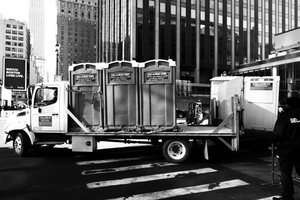 Best Porta potty rental near me  in Pleasant Run Farm, OH